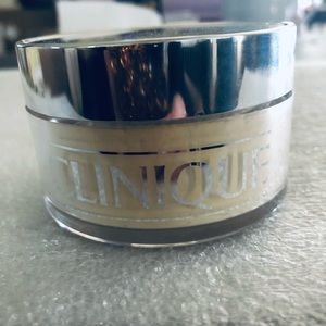 Clinique redness solution loose powder